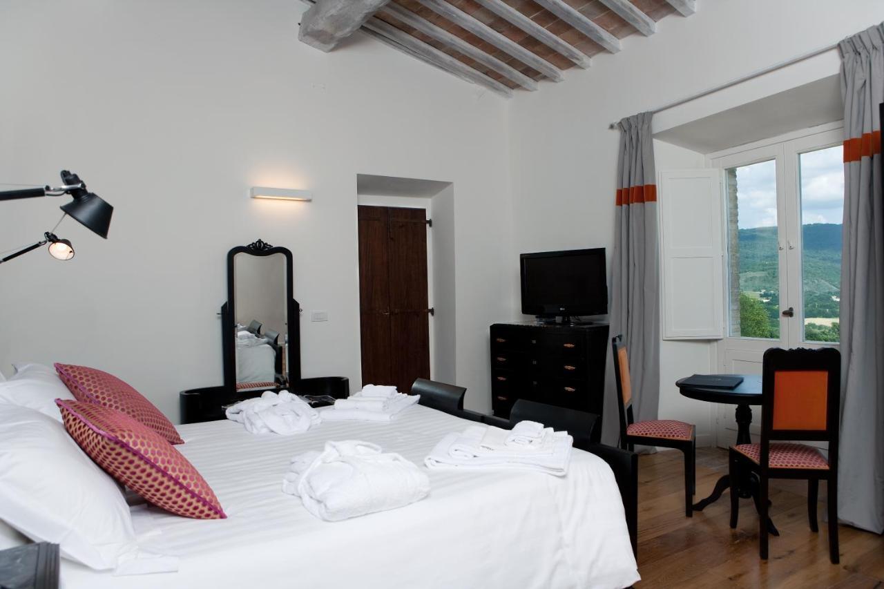 Castello Di Montignano Relais & Spa Massa Martana Eksteriør bilde